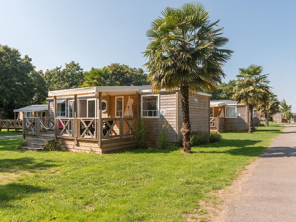 Campsite Castel Camping Les Ormes, Domaine & Resort DOL DE BRETAGNE Brittany 2