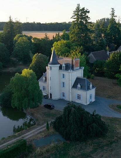 The History of Château de Poinsouze